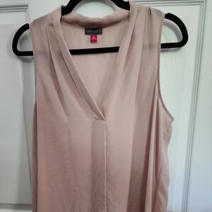 Medium Vince Camuto pale pink sleeveless shirt